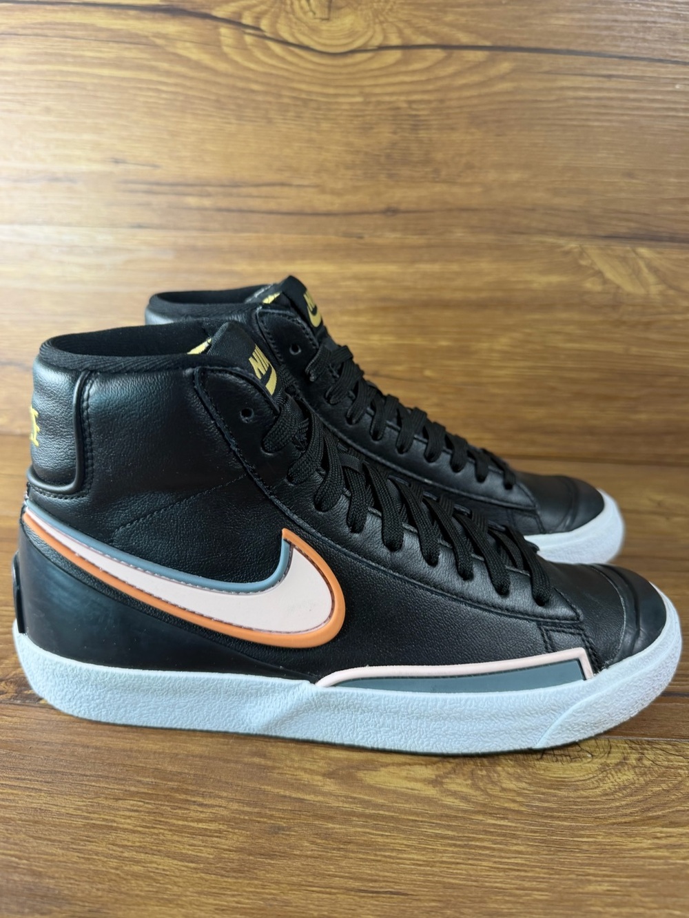 Nike Blazer Mid 77 Infinite Leather High Top Sneakers Women’s Size 6.5 Shoes